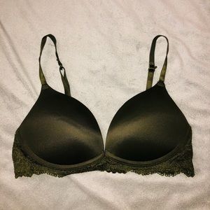Light push up bralette